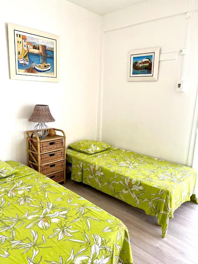Ti Cabanon. Appartement vue mer à Deshaies. Exterior foto